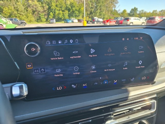 Used 2026 Chevrolet Traverse LT AWD/4WD image 25