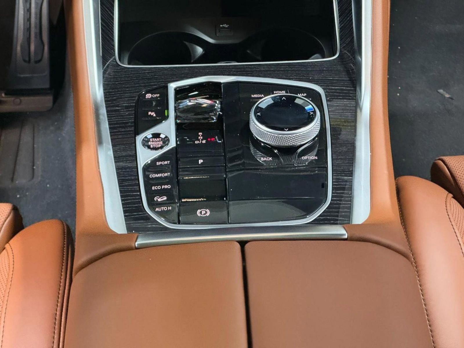 New 2026 BMW X6 M60i image 16