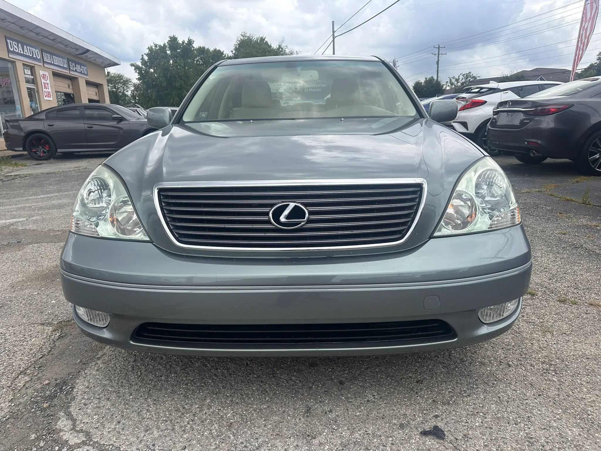 Used 2001 Lexus LS 430 RWD image 10
