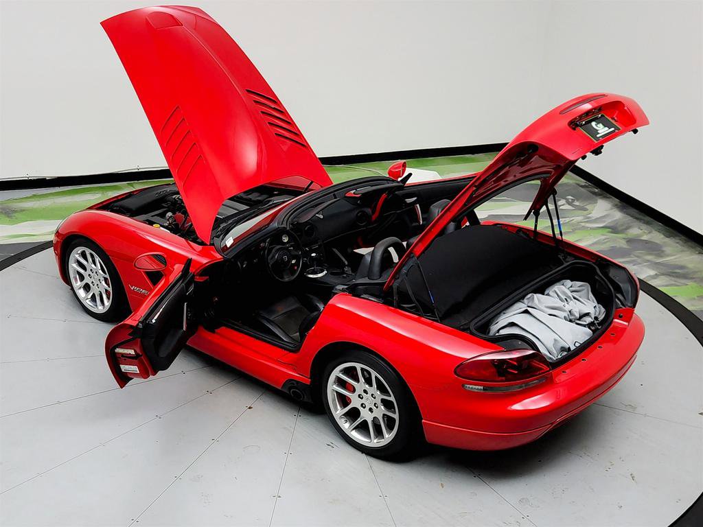 Used 2005 Dodge Viper SRT-10 image 36
