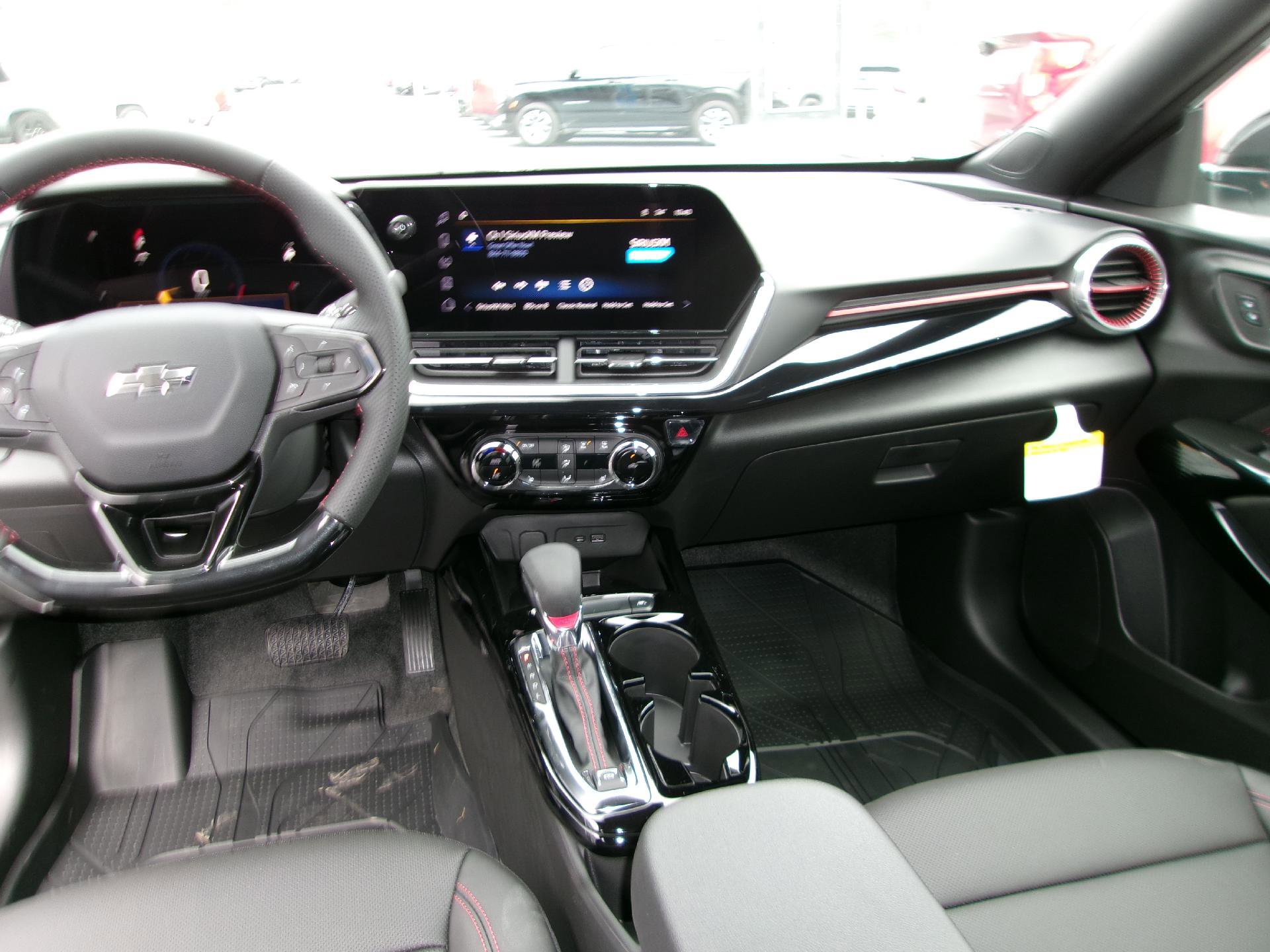 New 2026 Chevrolet Trax RS w/ Sunroof Package FWD image 14