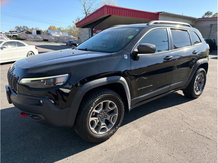 Used 2020 Jeep Cherokee Trailhawk w/ Technology Group image 3