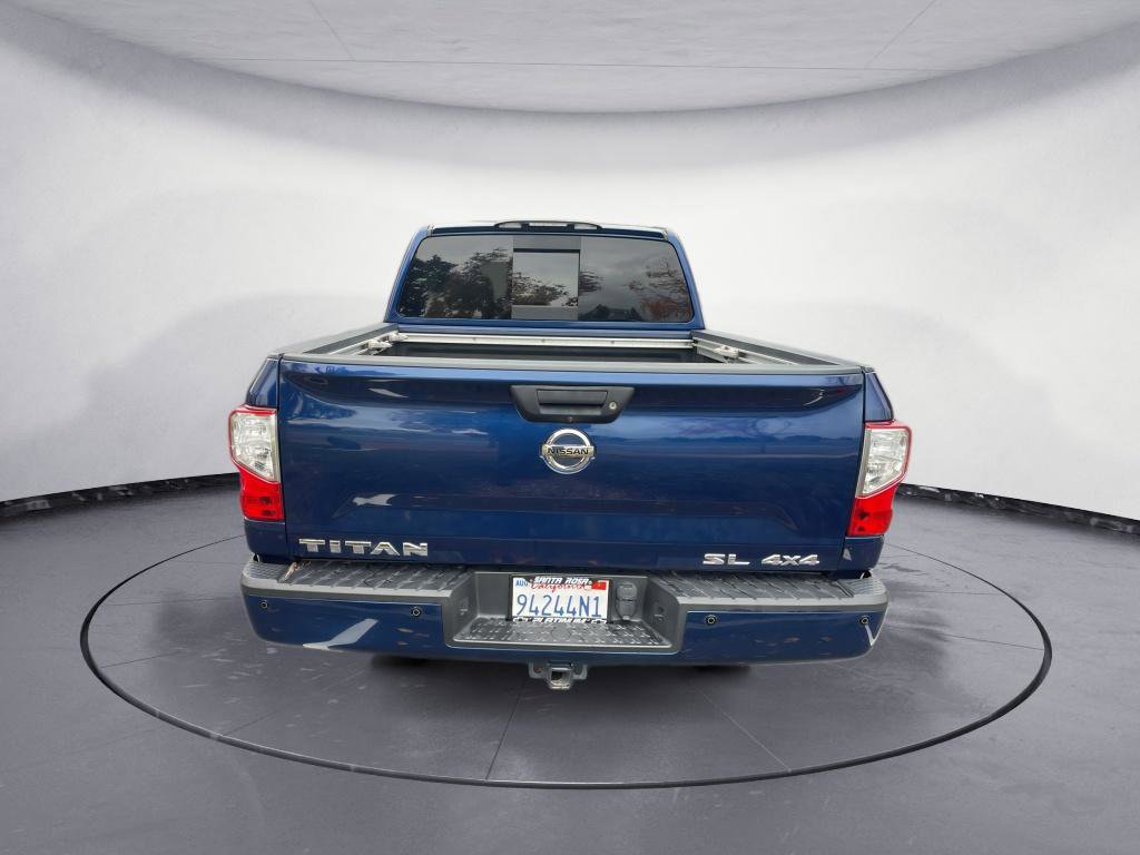 Used 2017 Nissan Titan SL image 6