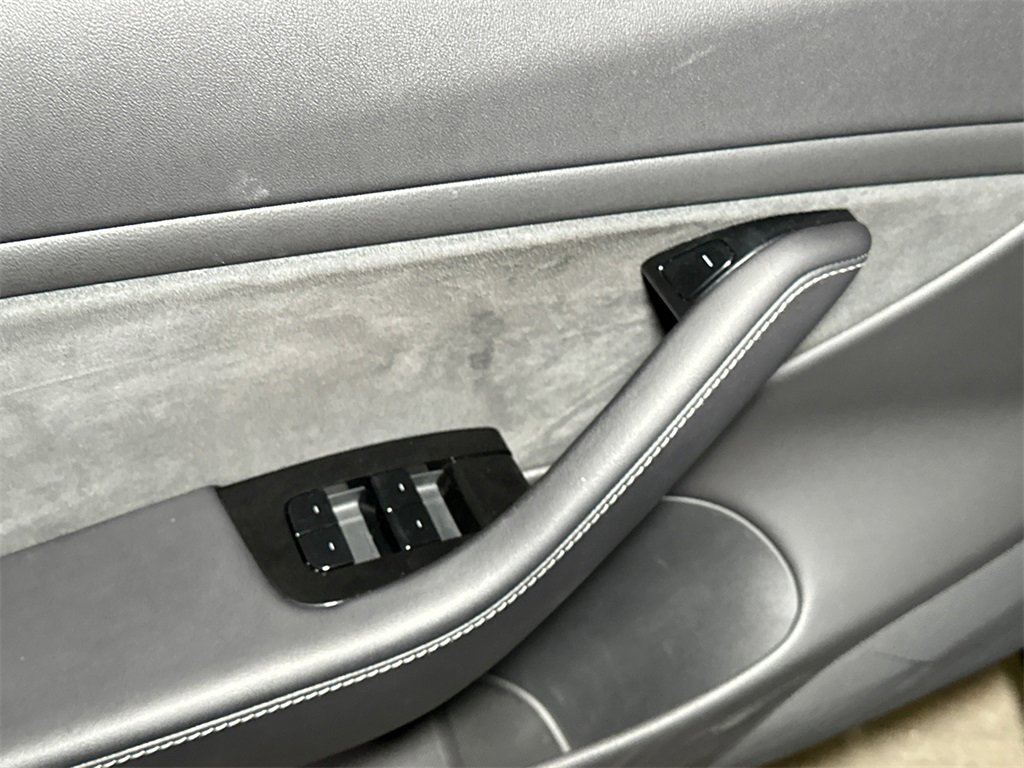 Used 2018 Tesla Model 3 Long Range image 16