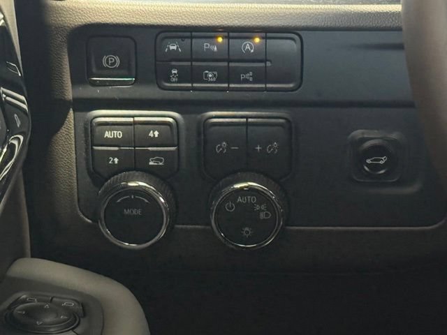 Used 2026 Chevrolet Tahoe LS w/ LPO, Dark Essentials Package AWD/4WD image 14