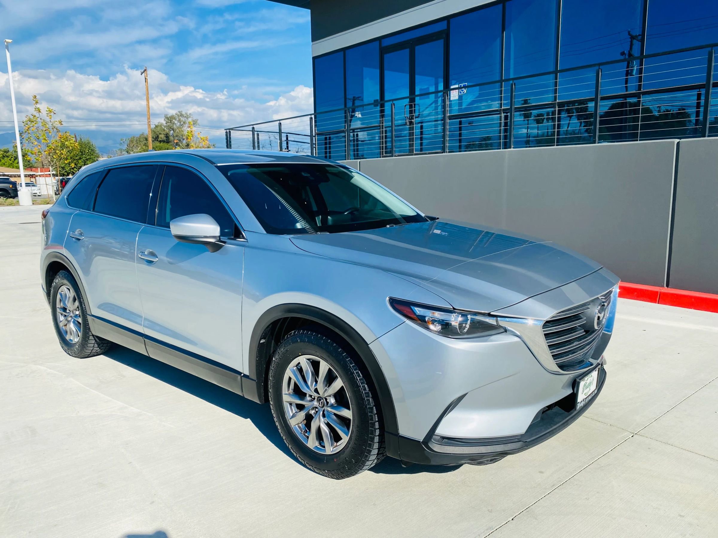 Used 2016 MAZDA CX-9 Touring FWD image 1