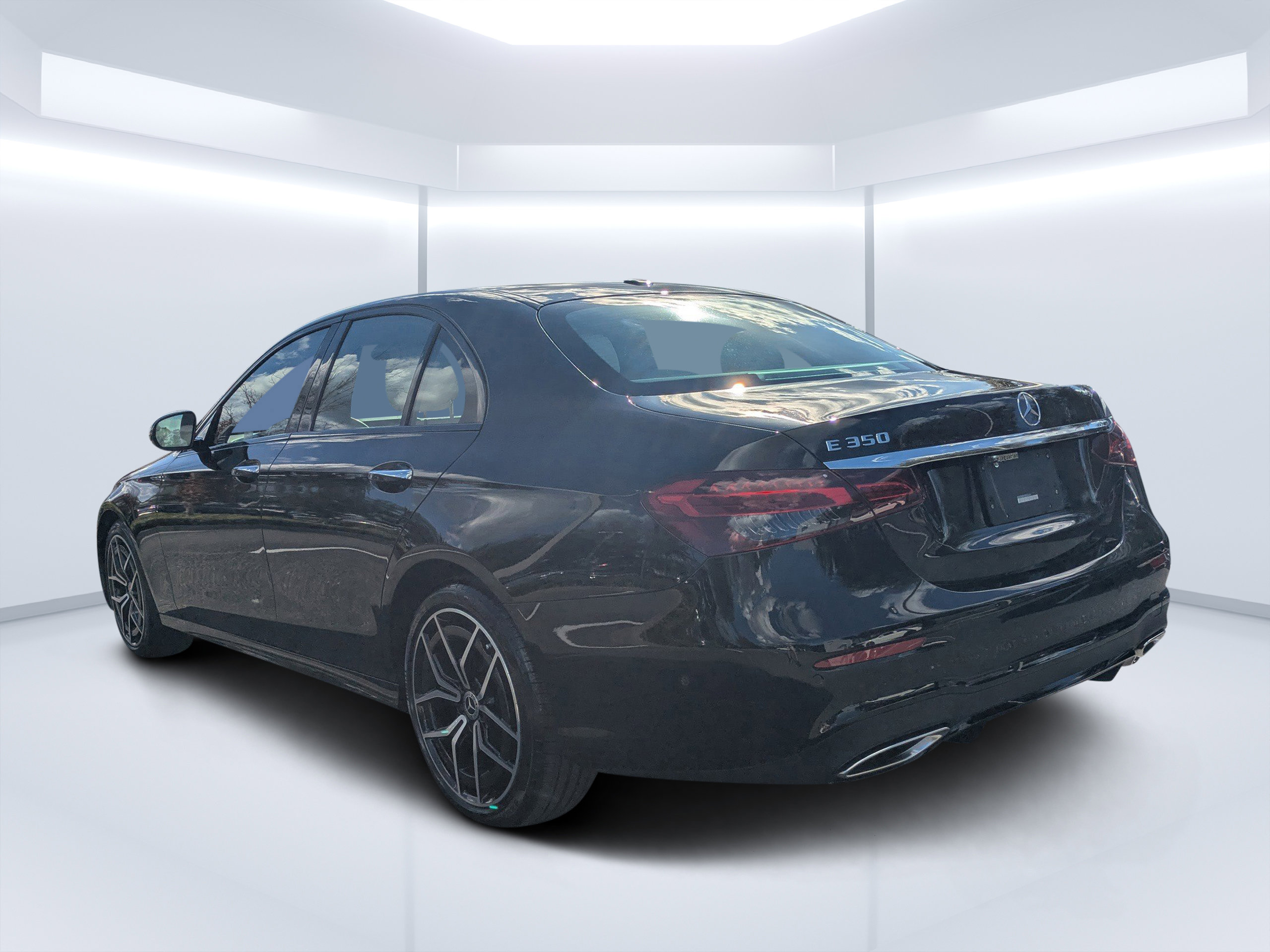 Used 2023 Mercedes-Benz E 350 E 350 image 5