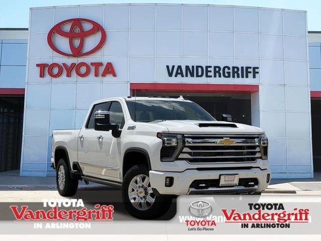 Used 2024 Chevrolet Silverado 2500 High Country w/ High Country Premium Package AWD/4WD image 1
