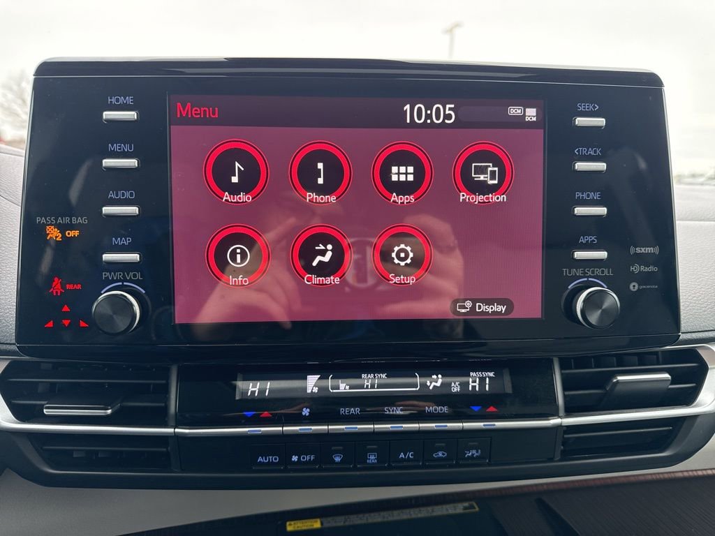 Used 2021 Toyota Sienna LE w/ LE Plus Package FWD image 15