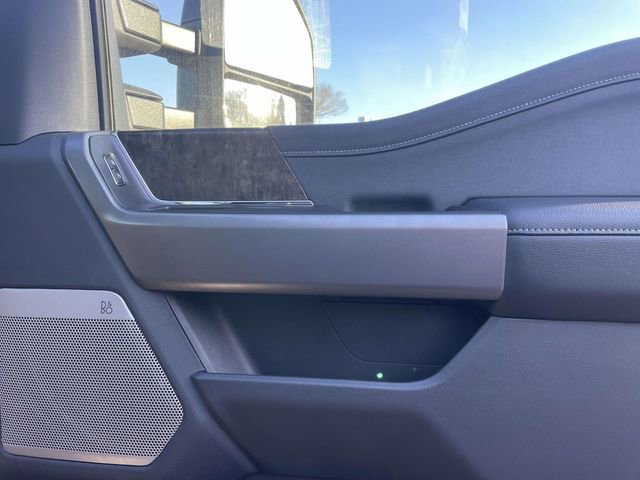 New 2026 Ford F250 Lariat w/ Black Appearance Package image 30