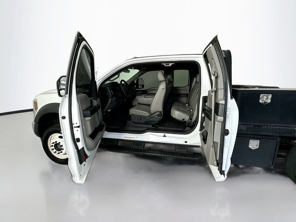 Used 2019 Ford F550 4x4 SuperCab Super Duty image 33