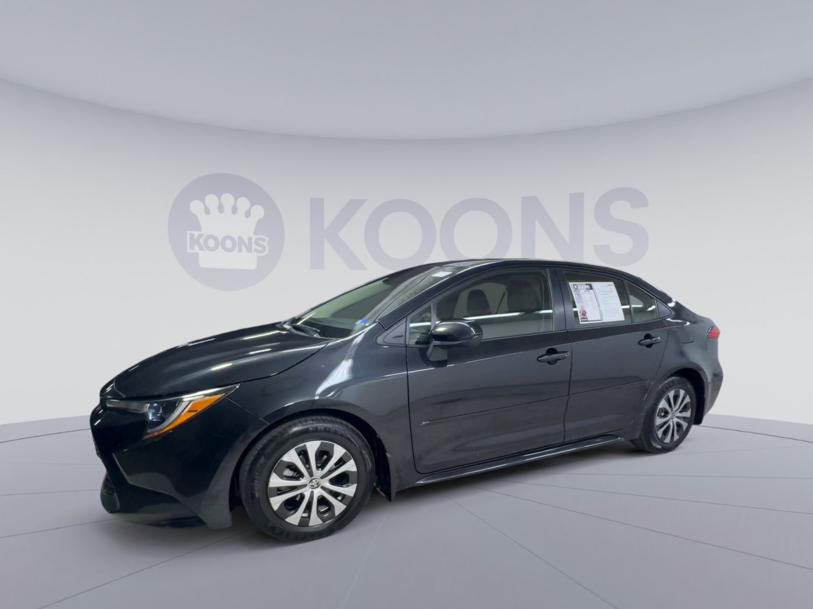 Used 2022 Toyota Corolla LE FWD image 5