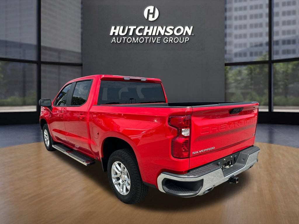 Used 2022 Chevrolet Silverado 1500 LT AWD/4WD image 5