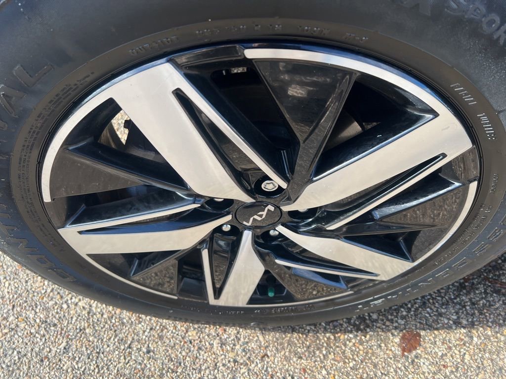 Certified 2023 Kia Sorento S image 38