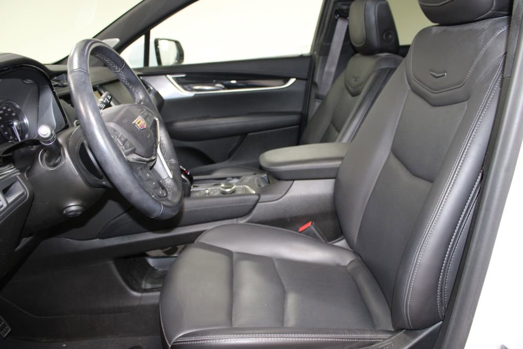 Used 2024 Cadillac XT5 Premium Luxury AWD/4WD image 16