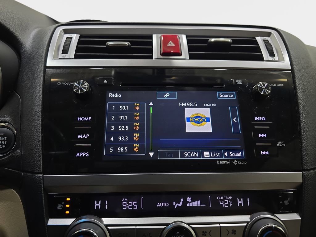 Used 2017 Subaru Outback 2.5i Limited image 23