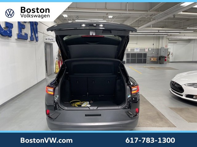 Used 2022 Volkswagen ID.4 Pro image 11