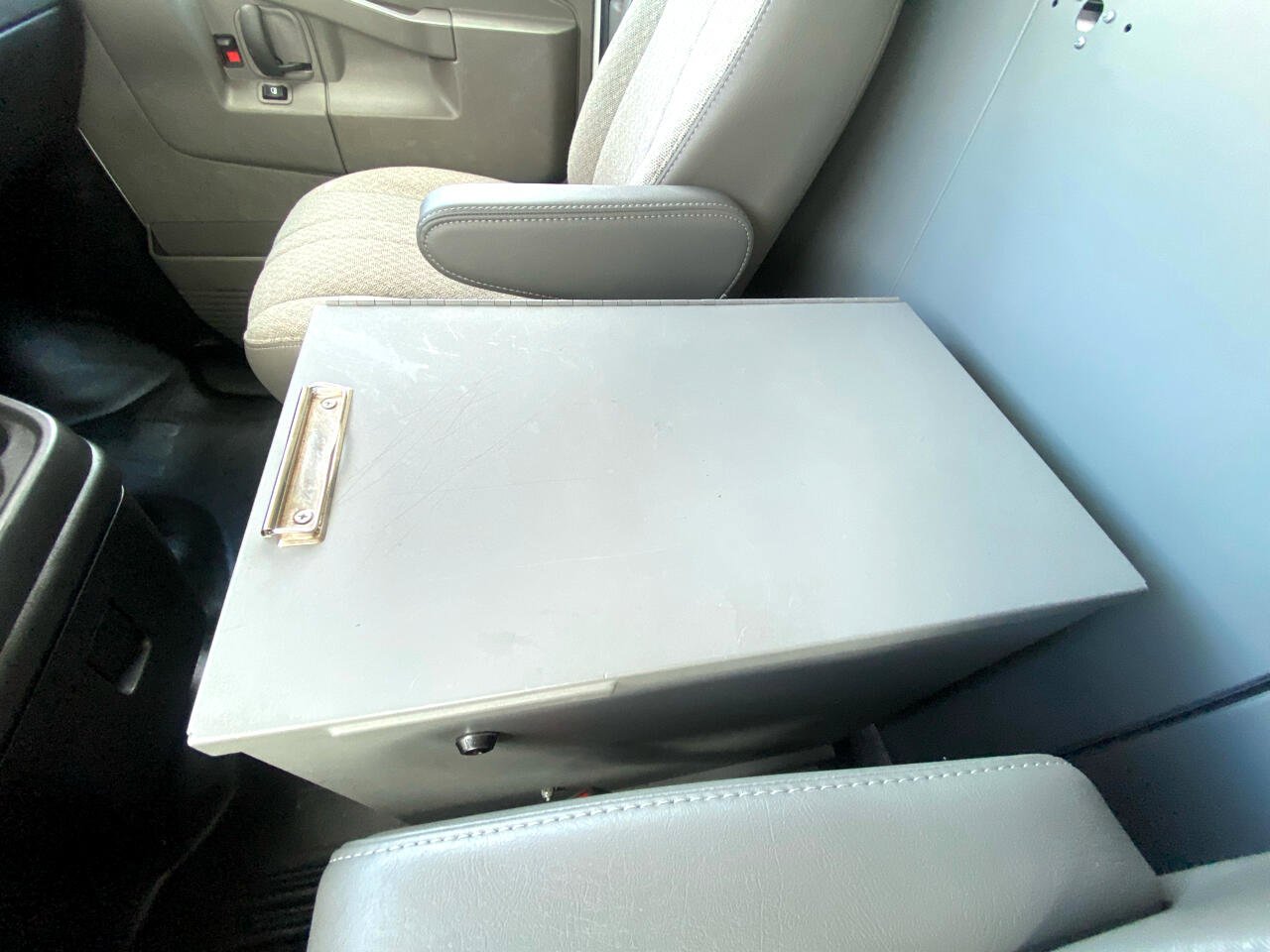 Used 2021 Chevrolet Express 2500 w/ Driver Convenience Package image 35