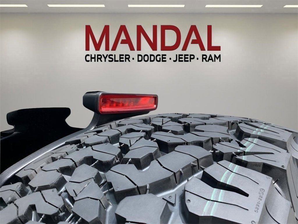 New 2025 Jeep Wrangler Unlimited Rubicon 392 image 27