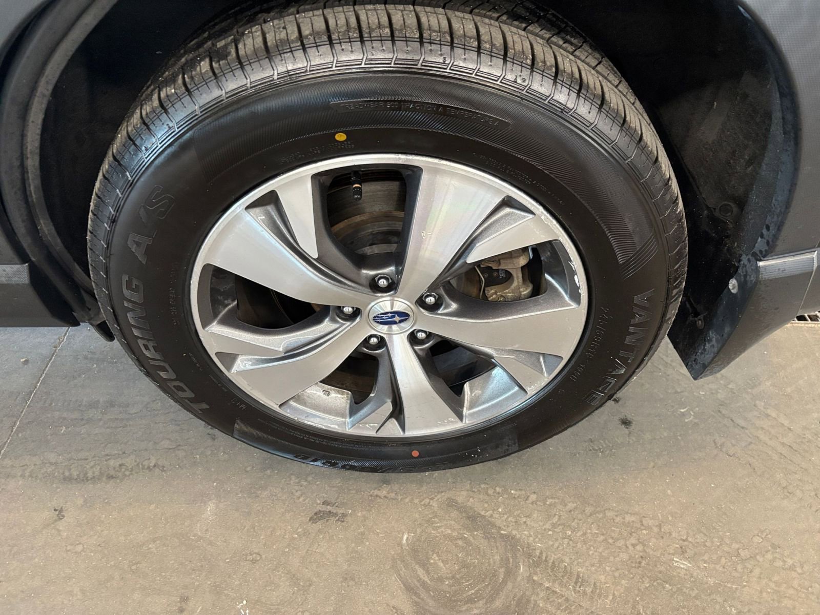 Used 2021 Subaru Ascent Premium w/ Convenience Package image 33