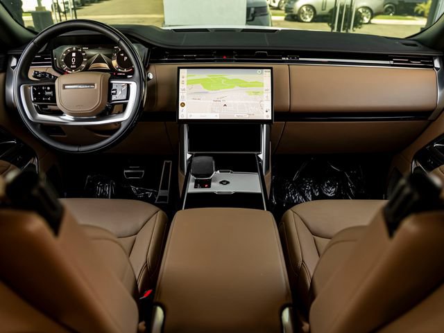 Certified 2024 Land Rover Range Rover Autobiography AWD/4WD image 18