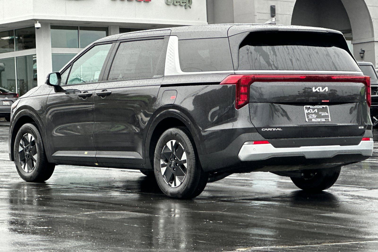 New 2026 Kia Carnival LXS image 6