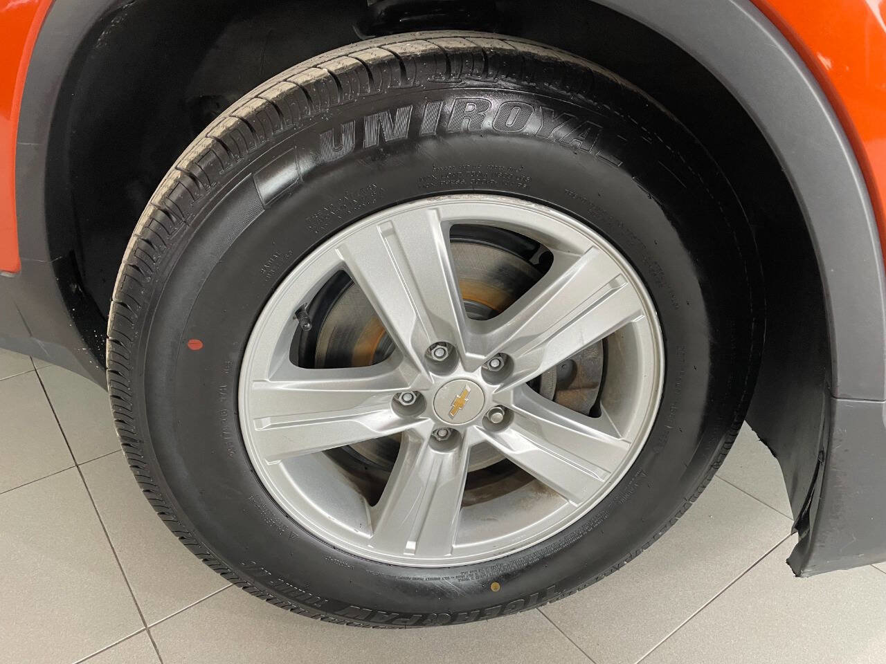 Used 2016 Chevrolet Trax LT w/ LT Sun and Sound Package image 11