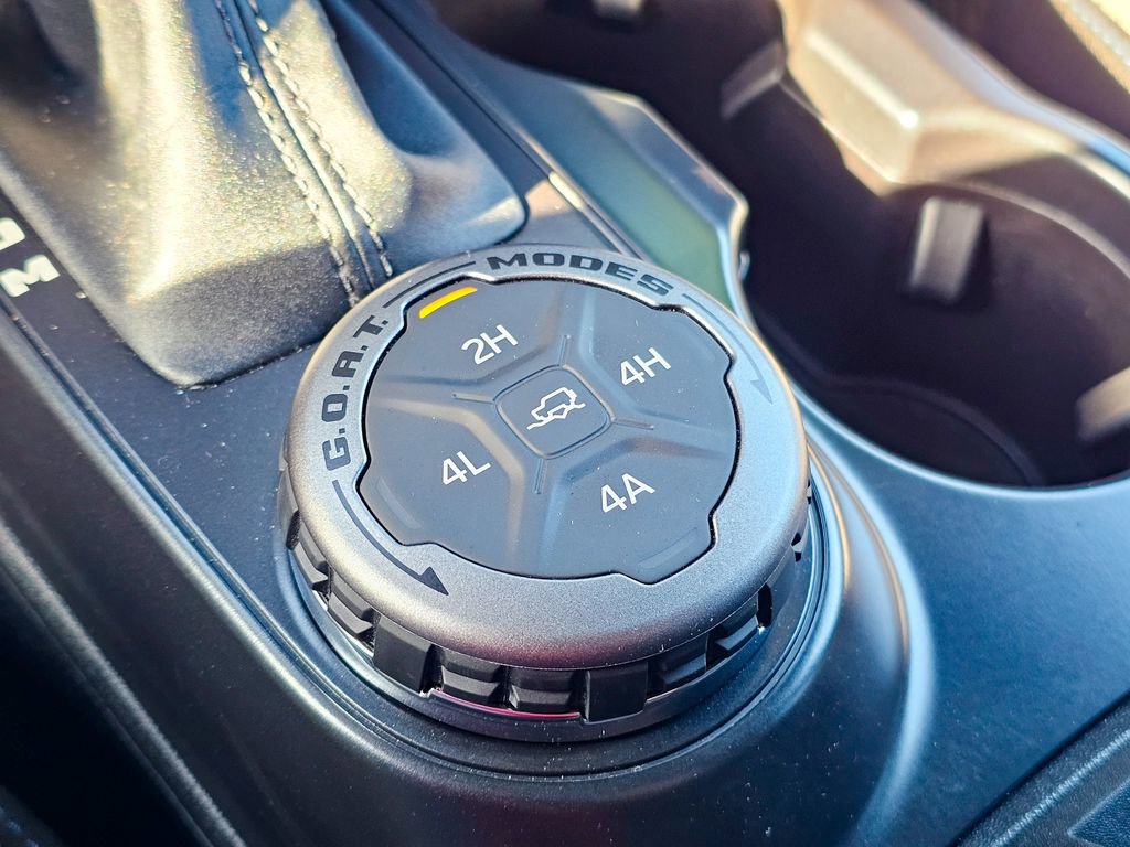 Used 2024 Ford Bronco Wildtrak image 25