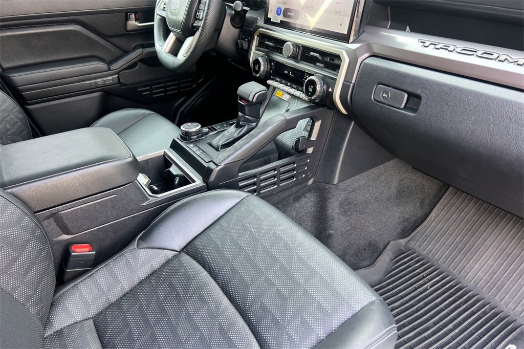 Certified 2024 Toyota Tacoma TRD Off-Road image 19