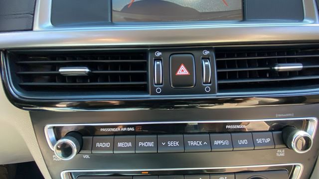 Used 2018 Kia Optima LX w/ 17" Alloy Wheels Package FWD image 24