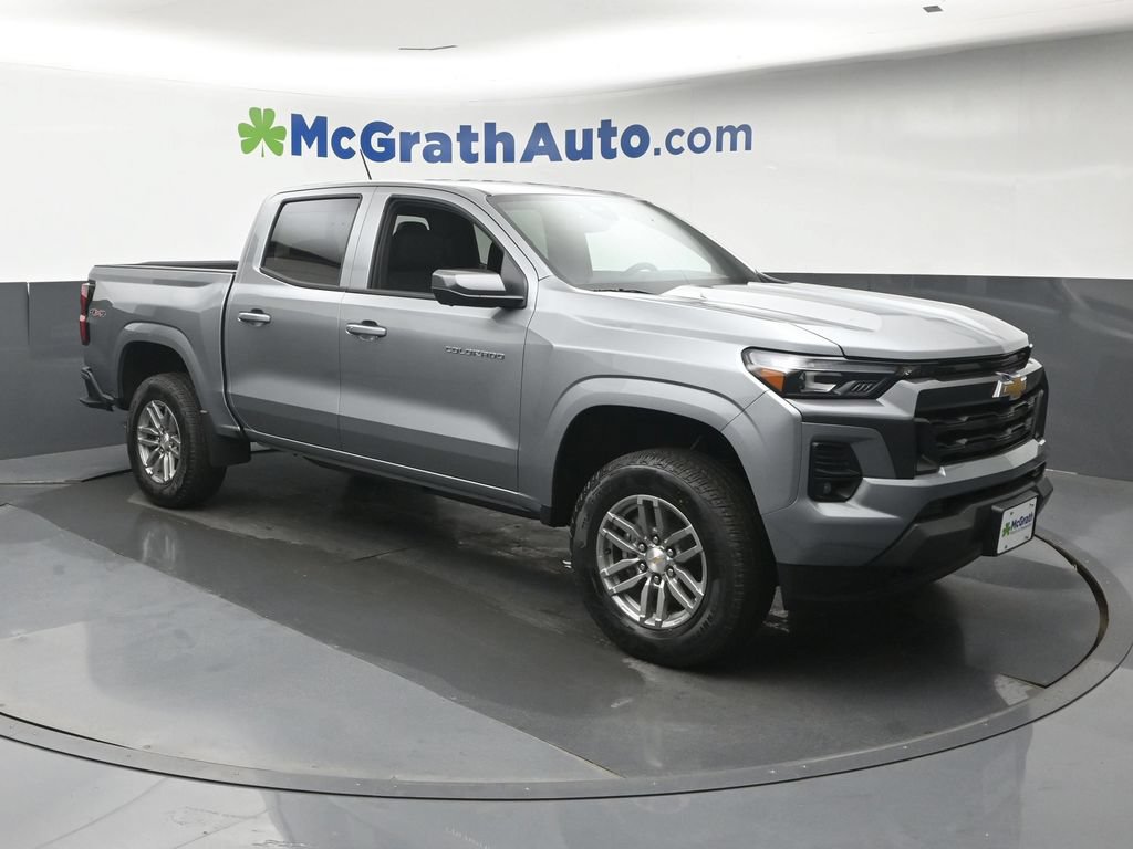 New 2026 Chevrolet Colorado LT w/ LT Convenience Package AWD/4WD image 2