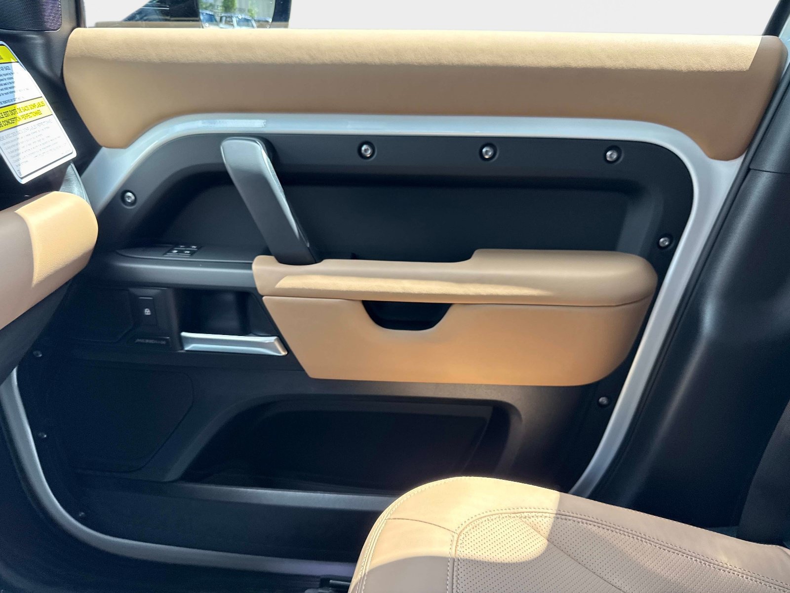New 2026 Land Rover Defender 110 S AWD/4WD image 22