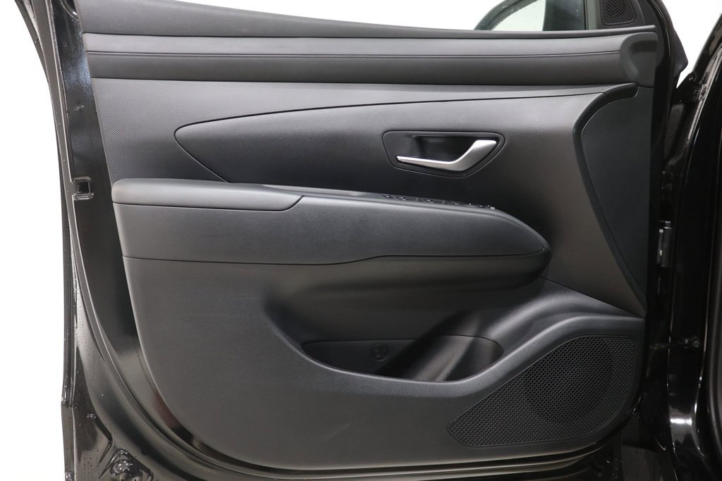 New 2026 Hyundai Santa Cruz SE AWD/4WD image 17