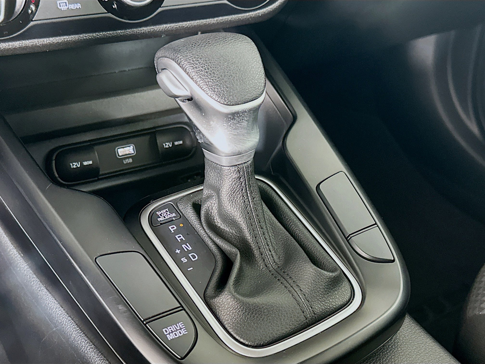 Used 2024 Kia Soul LX w/ Option Group 015 image 24