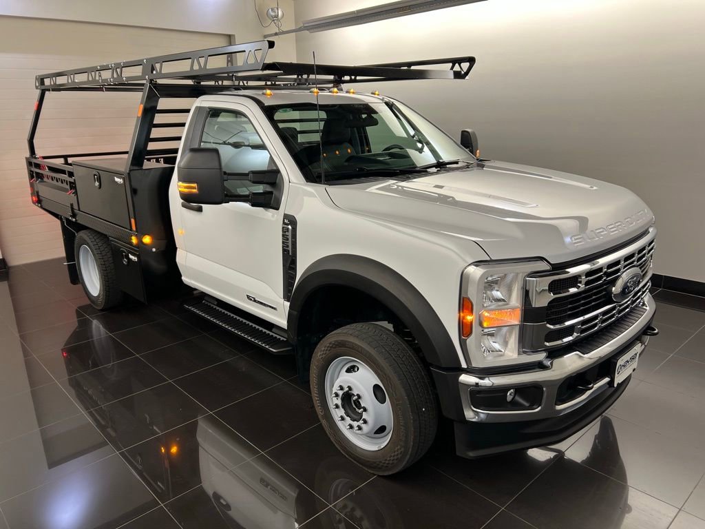 New 2025 Ford F550 XL image 1