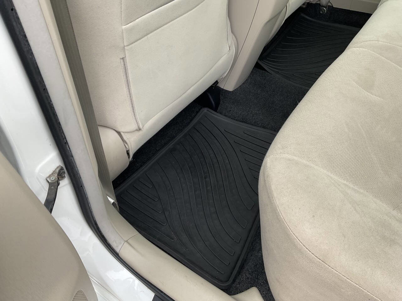 Used 2012 Toyota Prius Two FWD image 27