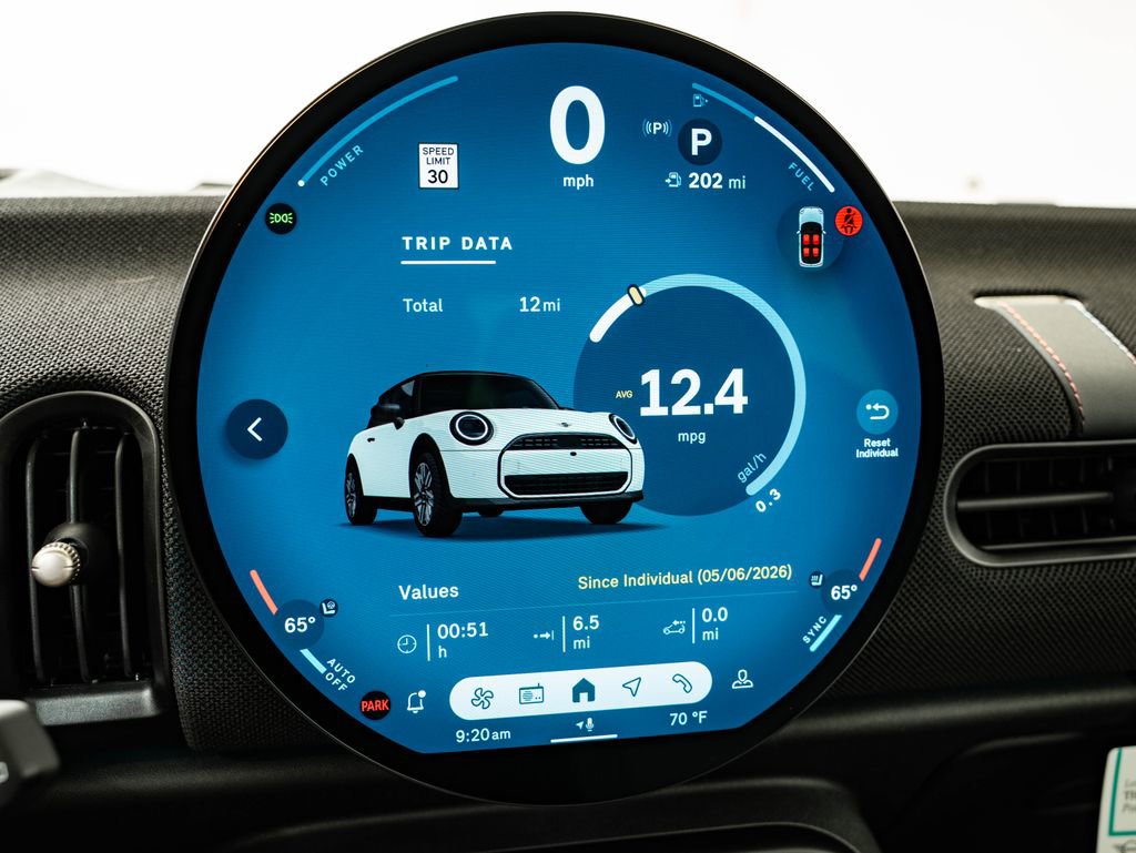 New 2026 MINI Cooper 2-Door Hardtop FWD image 29