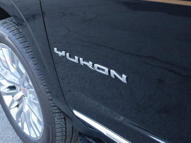 New 2025 GMC Yukon Elevation image 21