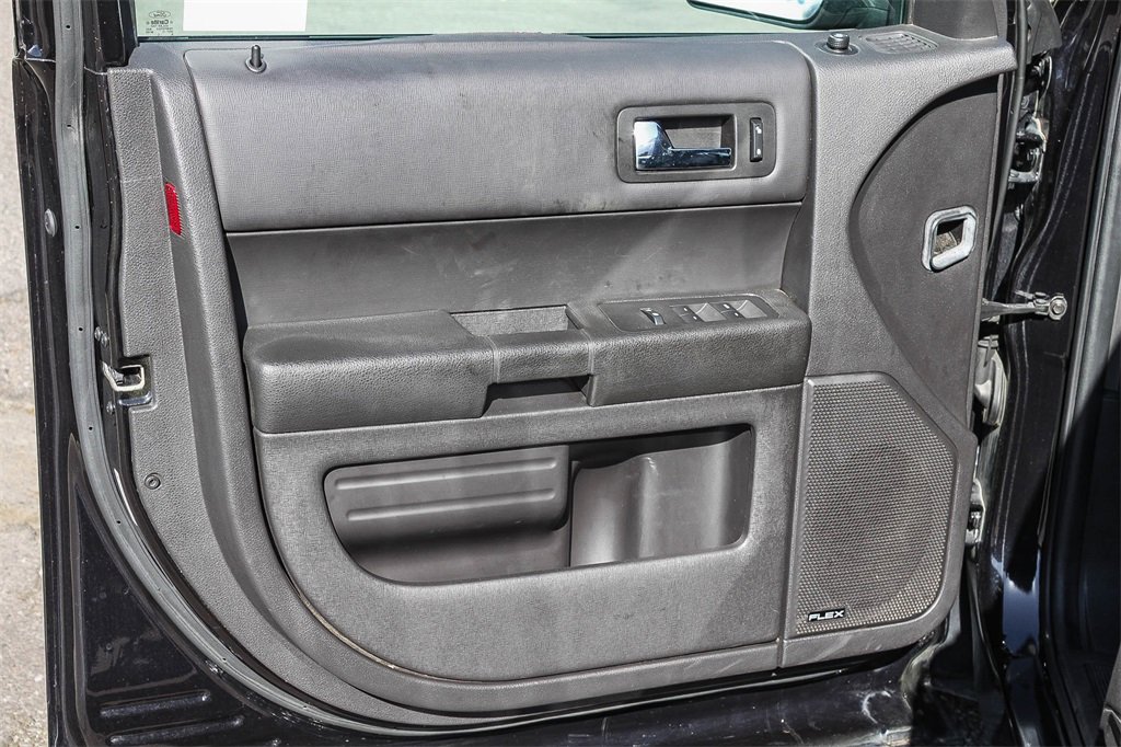 Used 2019 Ford Flex SE image 27