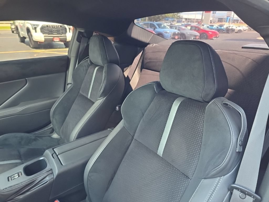 Used 2024 Toyota GR86 Premium RWD image 11