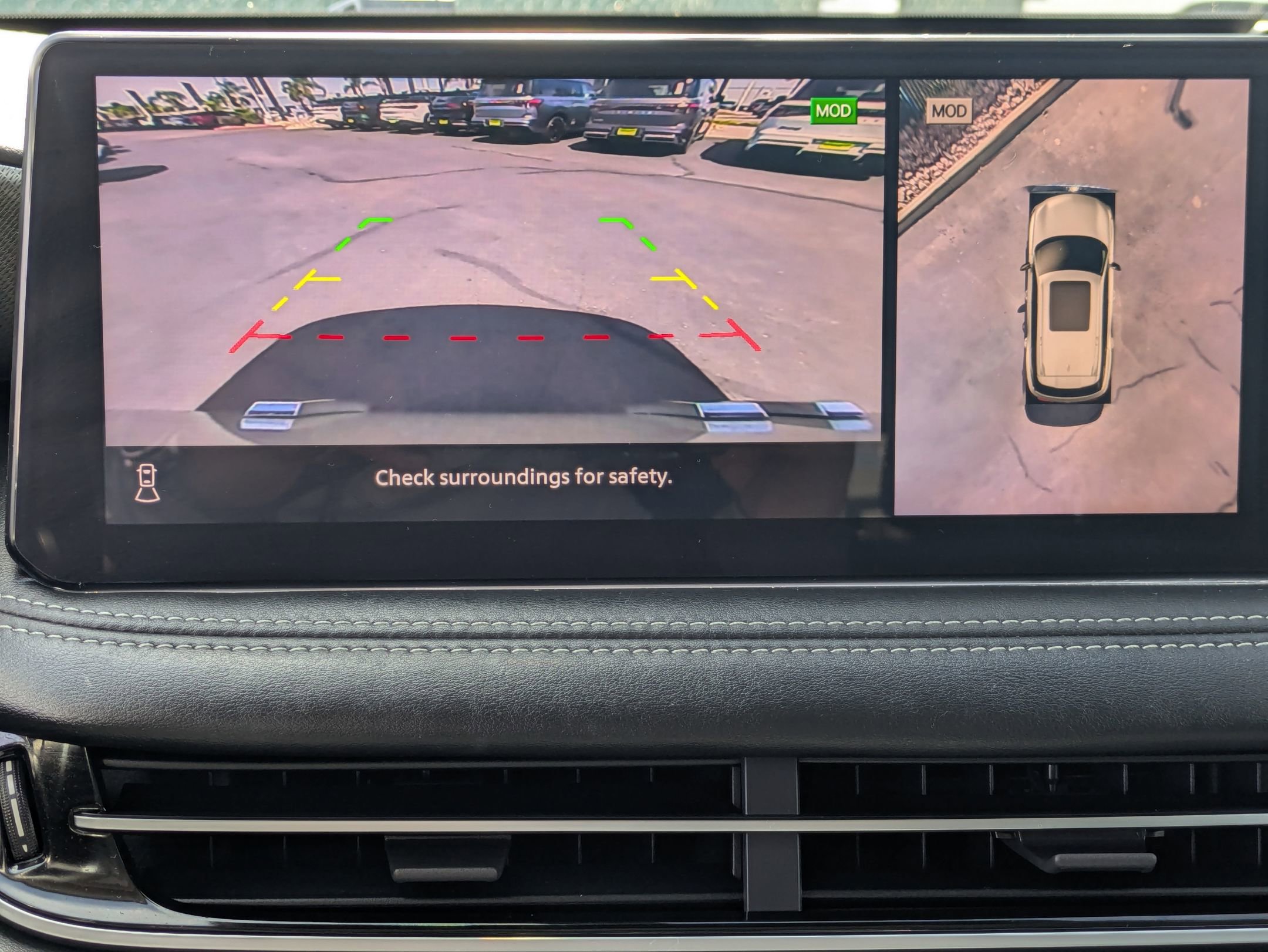 Used 2023 INFINITI QX60 Luxe w/ Performance Audio Package image 17