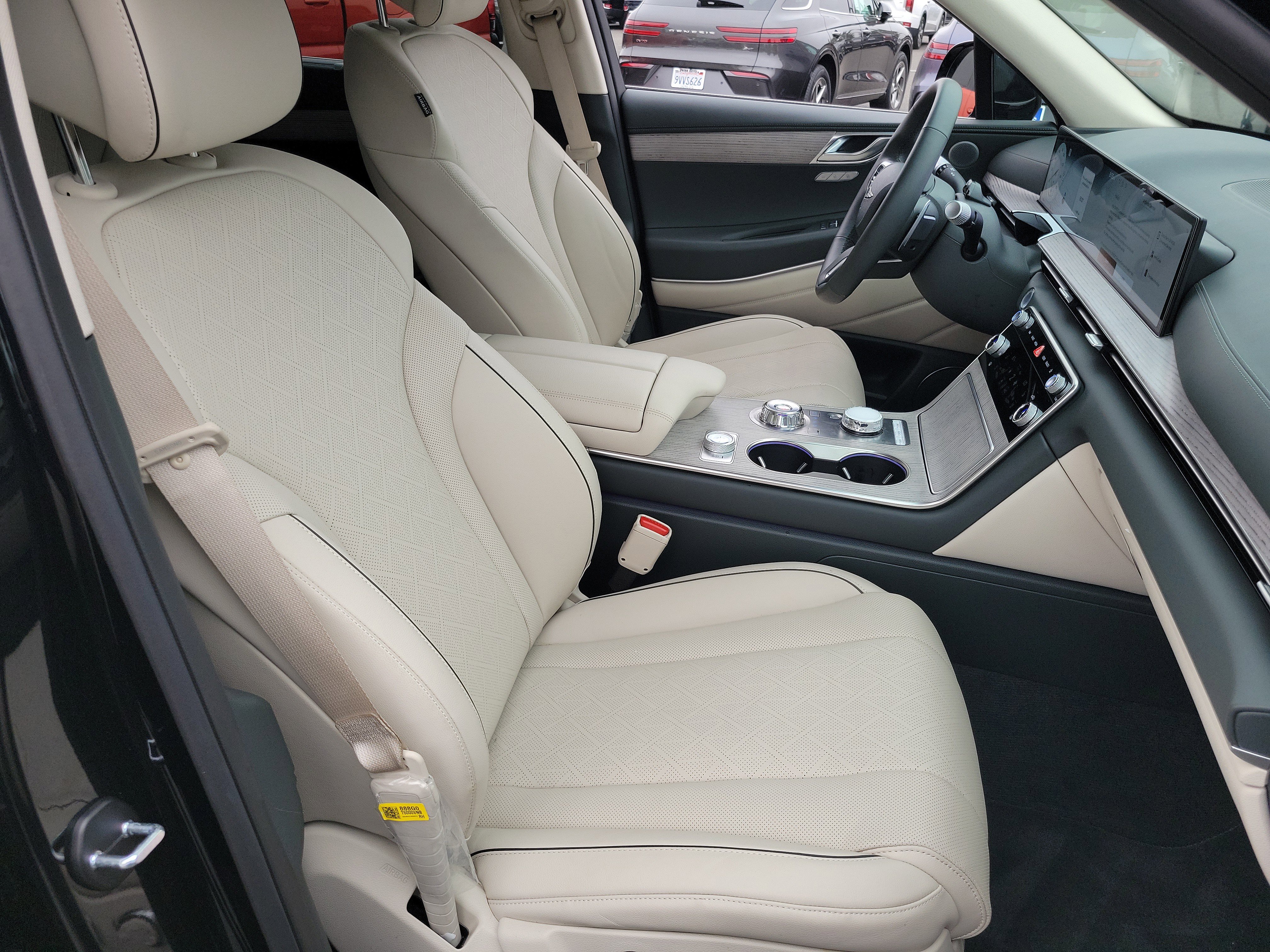 Certified 2026 Genesis GV80 2.5T Advanced AWD/4WD image 24