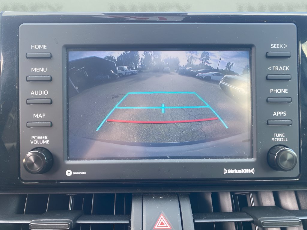Used 2022 Toyota RAV4 XLE FWD image 14