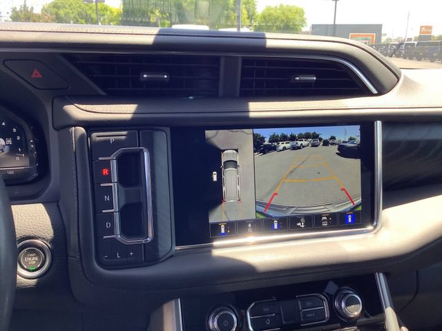 Used 2022 GMC Yukon XL Denali AWD/4WD image 18