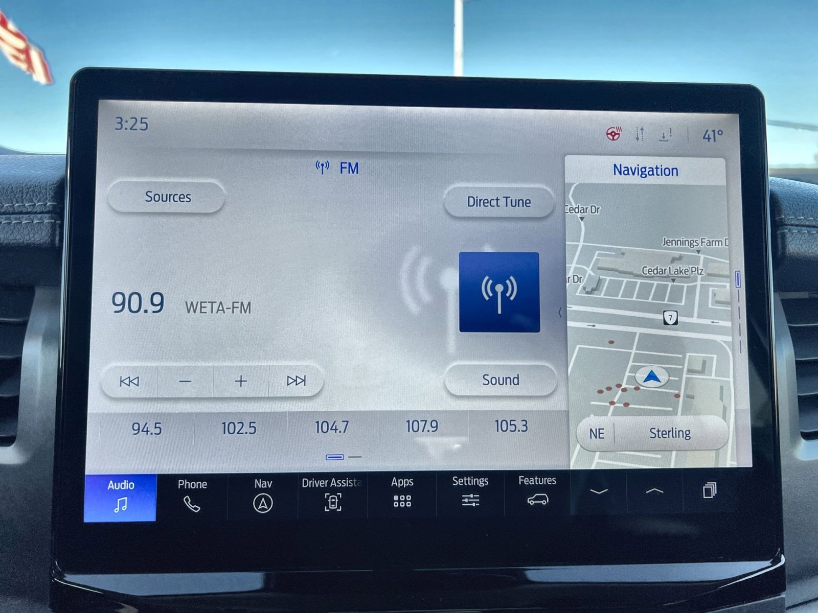 Certified 2023 Ford Expedition XLT image 18