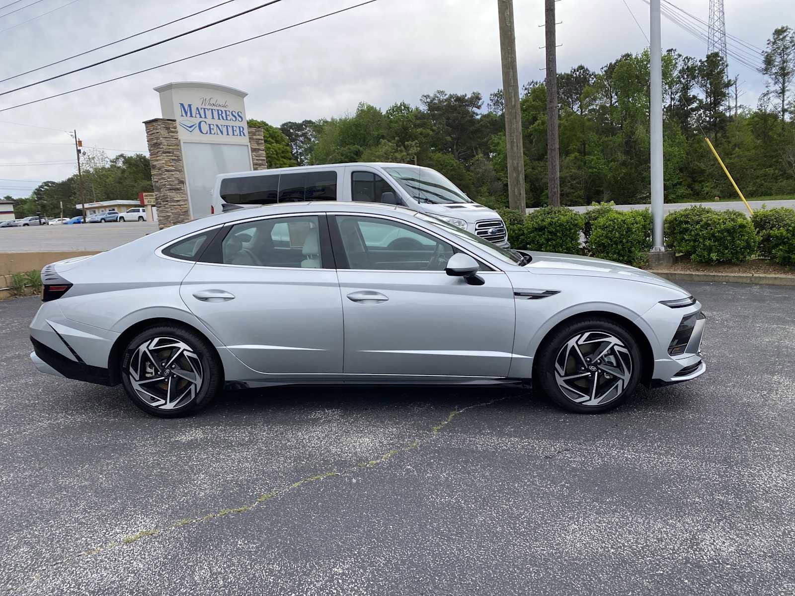 Used 2025 Hyundai Sonata SEL image 4