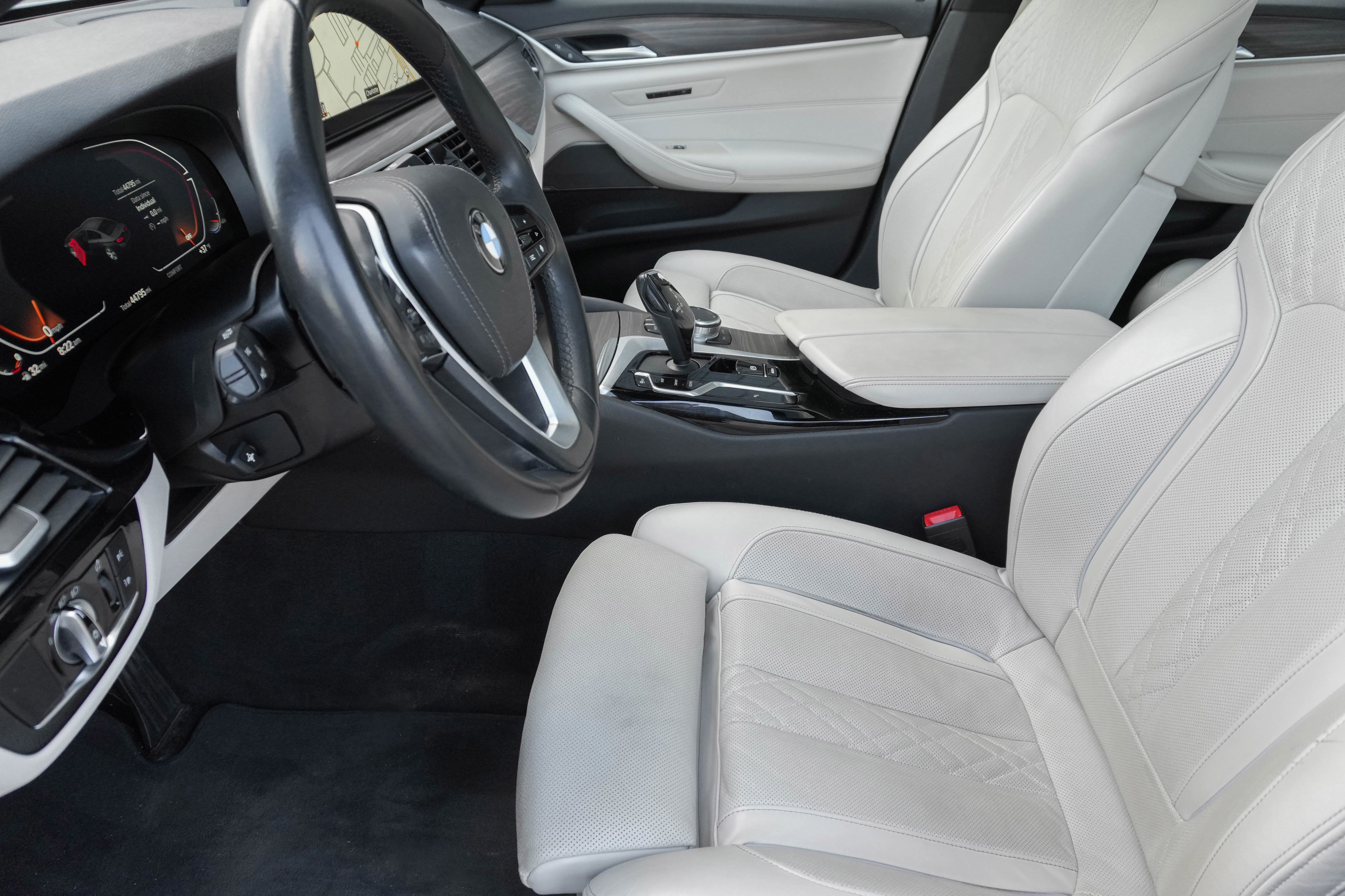 Certified 2023 BMW 540i w/ Premium Package image 11