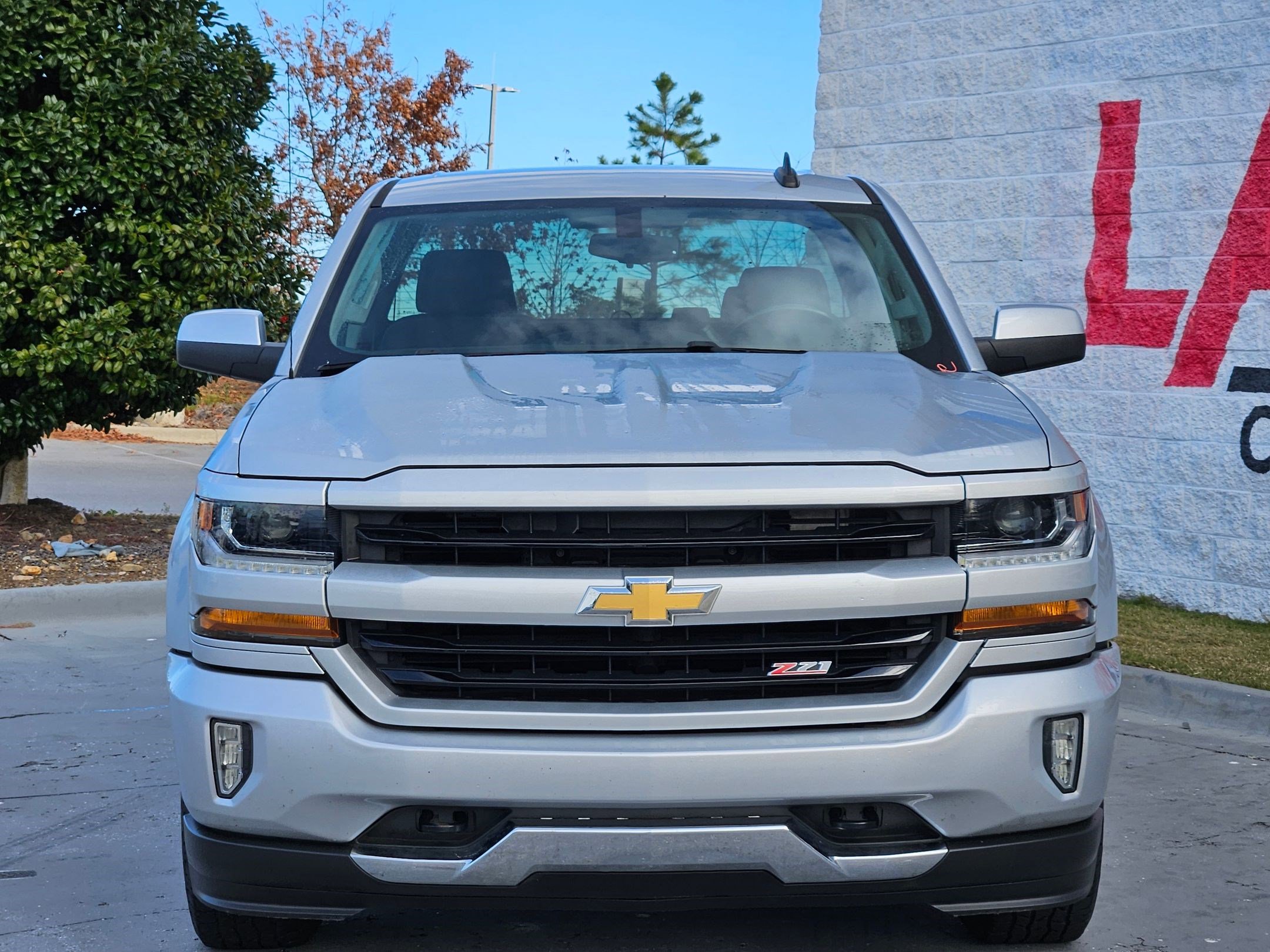 Used 2018 Chevrolet Silverado 1500 LT w/ All Star Edition image 2