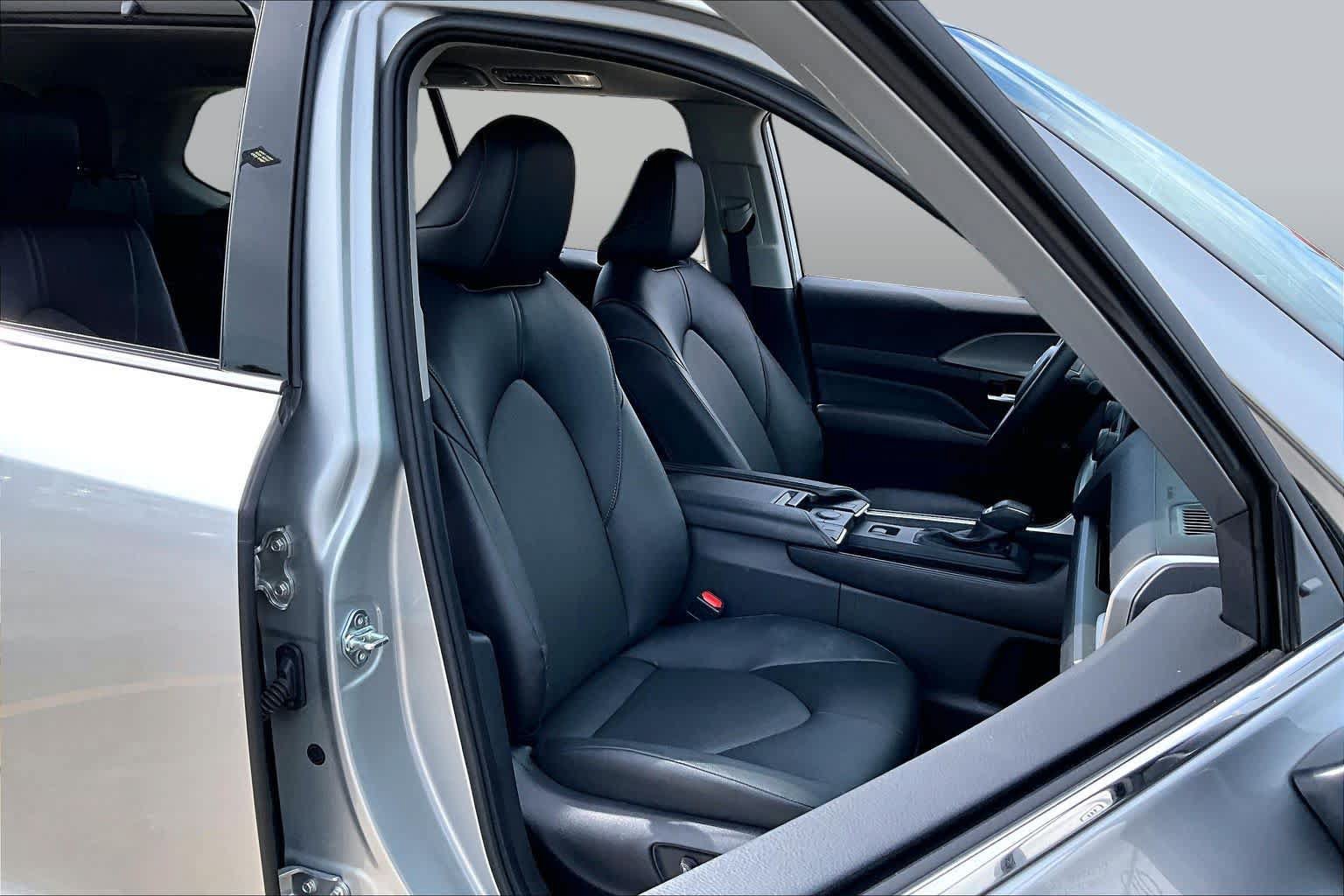 Certified 2026 Toyota Grand Highlander FWD image 9