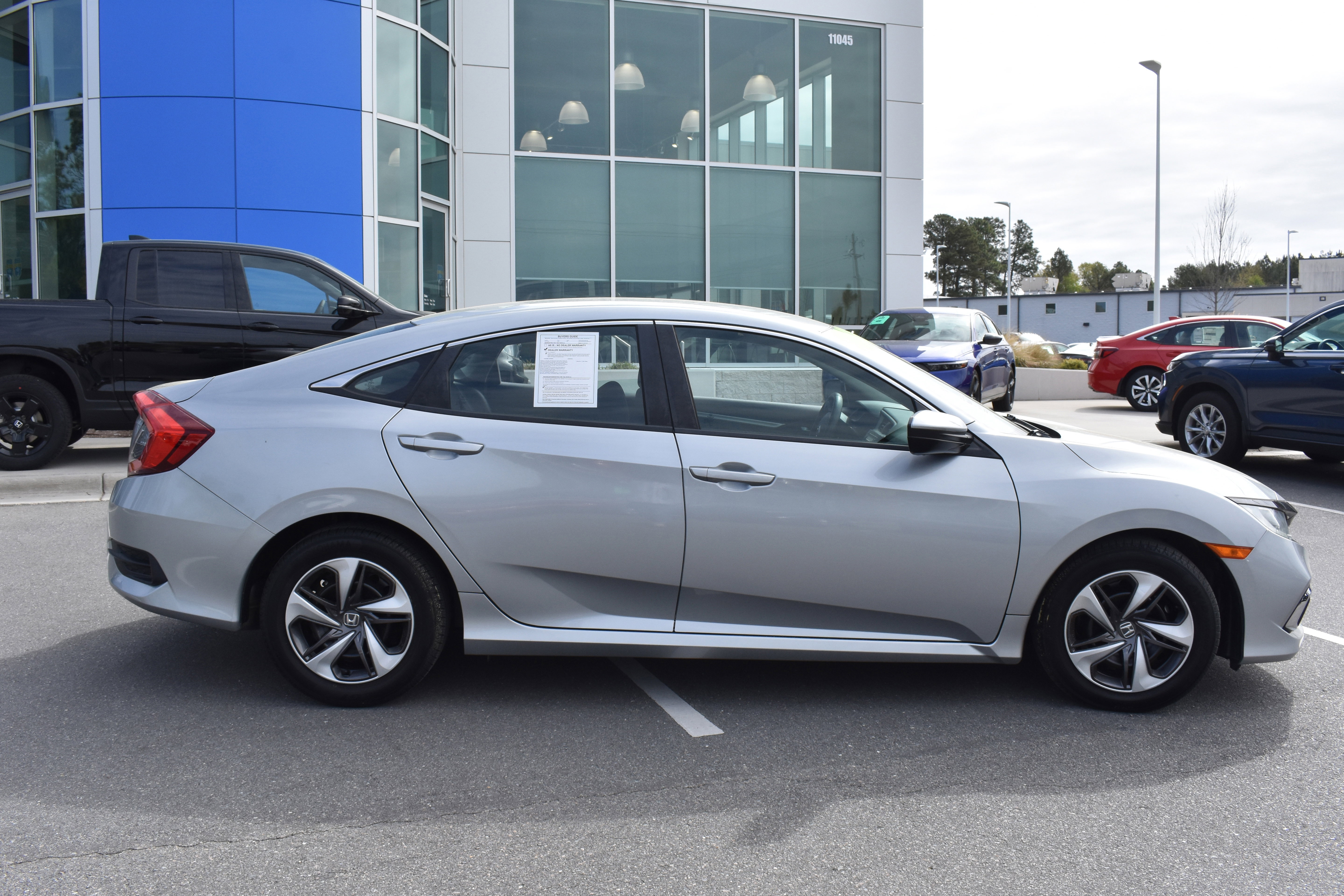 Used 2020 Honda Civic LX image 10